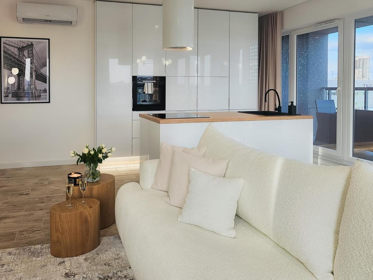 Apartment Urban Apartments: Luxury Skyline Living With Wellness Amenities Katowice